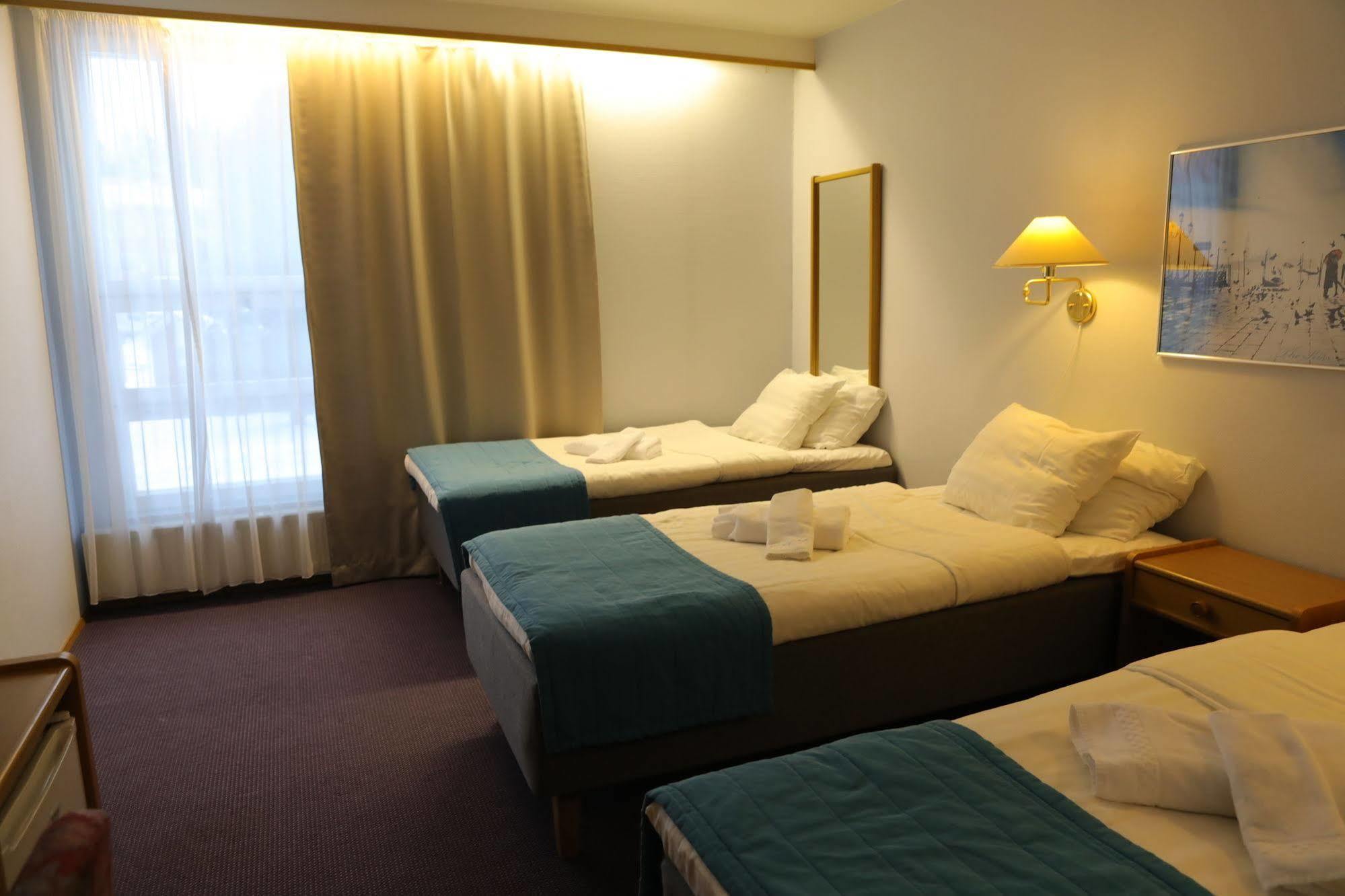 Hotel Nukkumatti Коккола Экстерьер фото