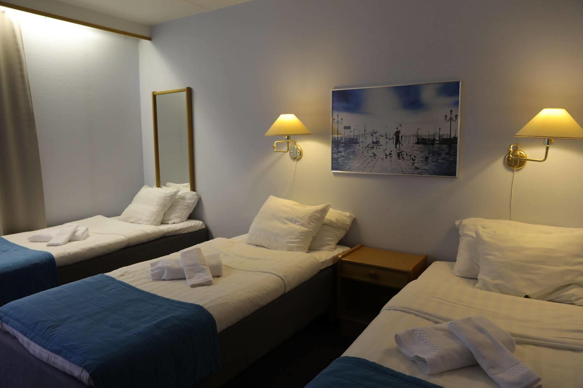 Hotel Nukkumatti Коккола Экстерьер фото