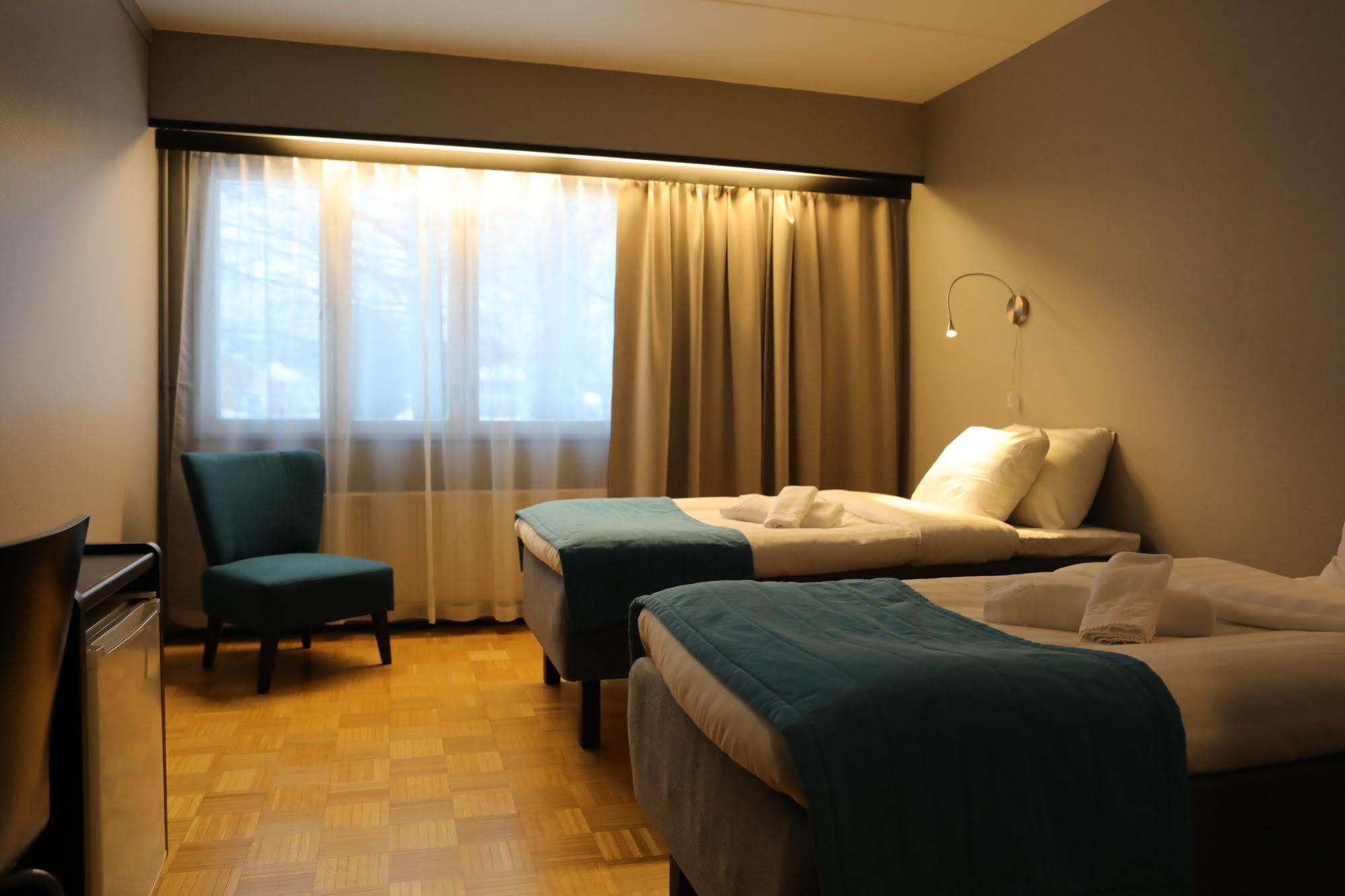 Hotel Nukkumatti Коккола Экстерьер фото