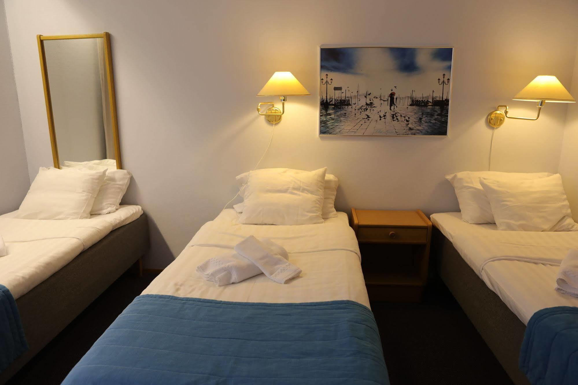 Hotel Nukkumatti Коккола Экстерьер фото
